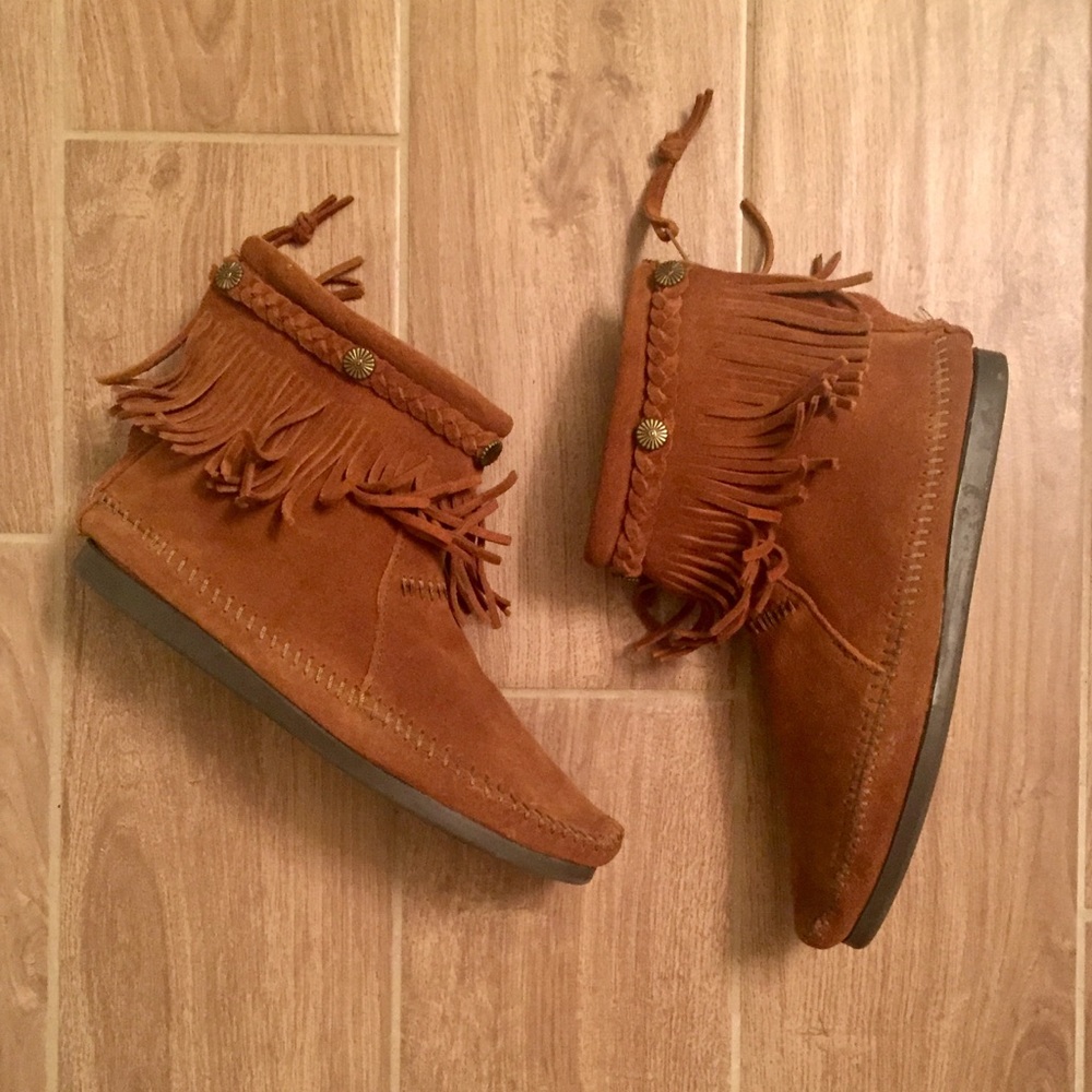 Fringe booties!